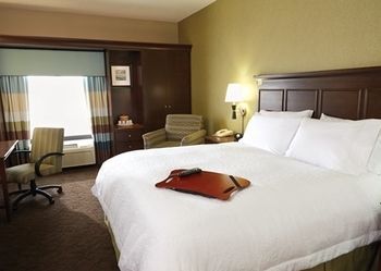 Hotel Hampton 3*